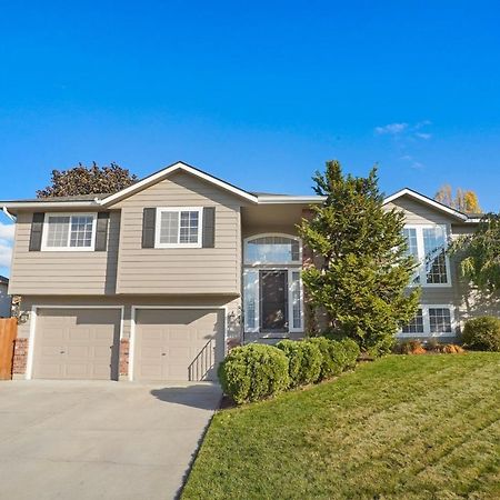 Villa Hot Tub! Sleeps 8-11Upscale Area Spokane Esterno foto