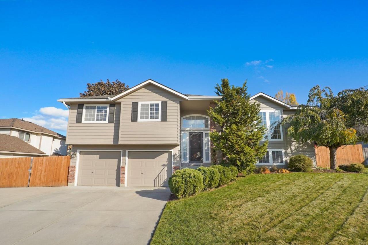 Villa Hot Tub! Sleeps 8-11Upscale Area Spokane Esterno foto